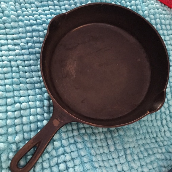 Other - Griswold # 6 Cast Iron Skillet